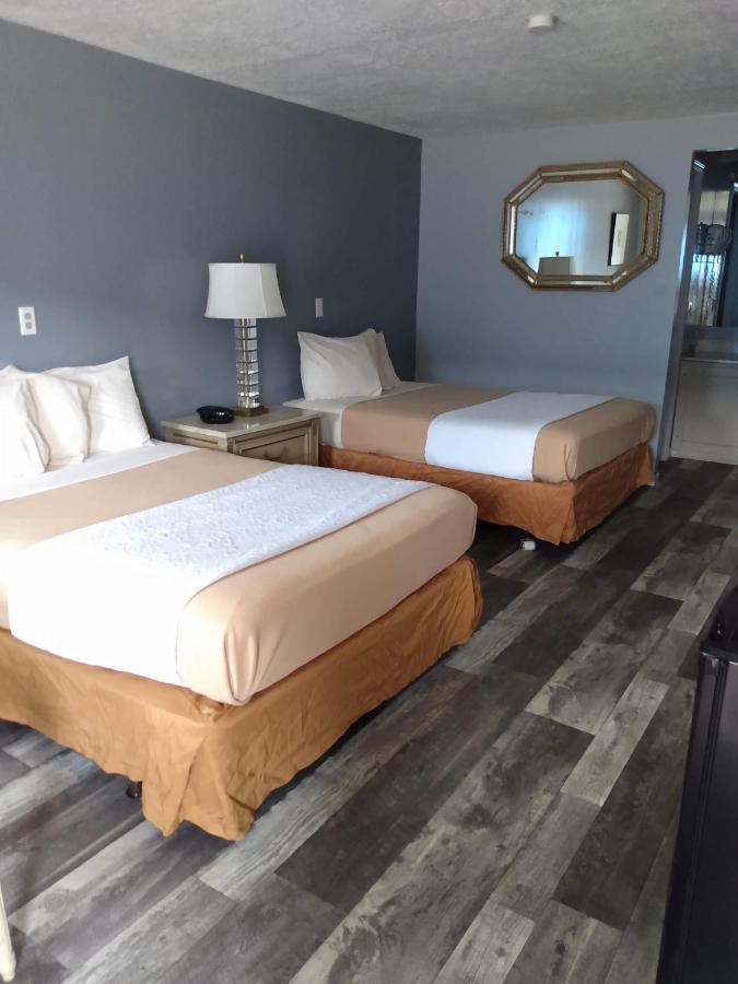 קיימברידג' Deer Creek Motel מראה חיצוני תמונה